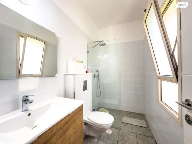 דו משפחתי, המגינים 5, מושבה מרכז, זכרון יעקב