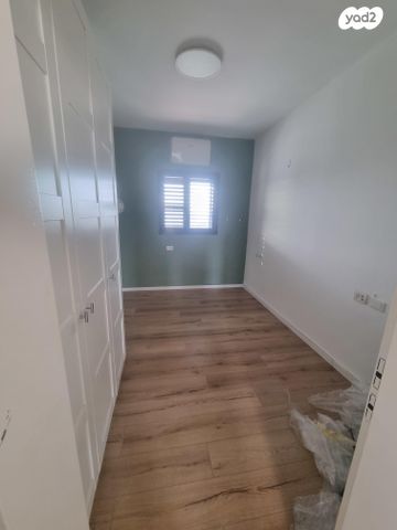 גג/ פנטהאוז, שרה מלכין 7, מרכז, הרצליה