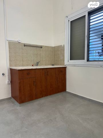 דירה, מישאל מזרחי, תל אביב יפו