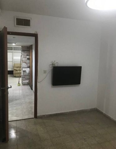 דירה, גיורא יוספטל, קרית ים ב', קרית ים