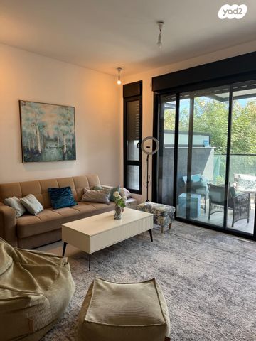 דירה, הדר, הרצליה הירוקה, נווה עובד, הרצליה