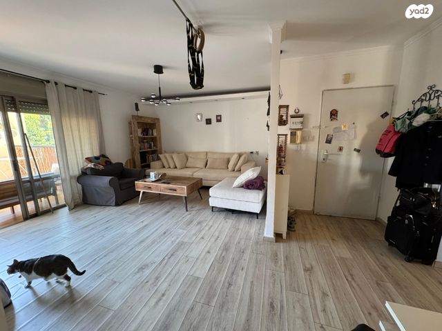 דירה, אשר, קרית השרון, נתניה