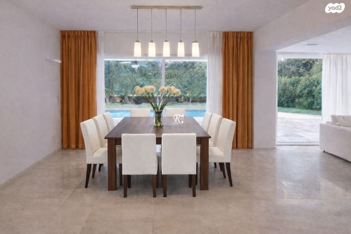 בית פרטי/ קוטג', סביון