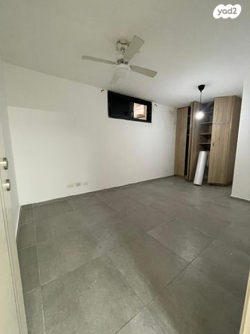 יחידת דיור, אח"י משגב, שער הים, ראשון לציון