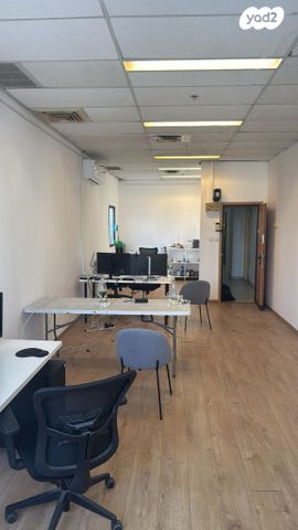 משרדים, מונטיפיורי, הרכבת, תל אביב יפו