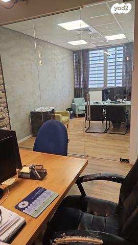 משרדים, יוסף לישנסקי 4, מב"ת מערב, אזור תעשייה חדש, ראשון לציון