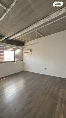 משרדים, מונטיפיורי, הרכבת, תל אביב יפו