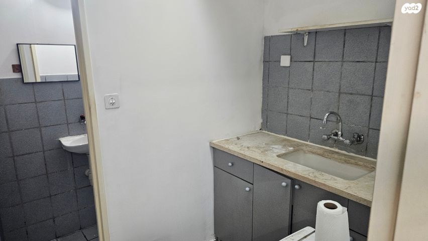 משרדים, יגאל אלון, נחלת יצחק, תל אביב יפו