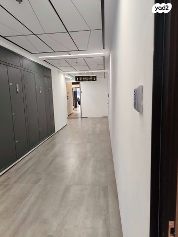 משרדים, פאול גרונינגר 4, מב"ת מערב, אזור תעשייה חדש, ראשון לציון