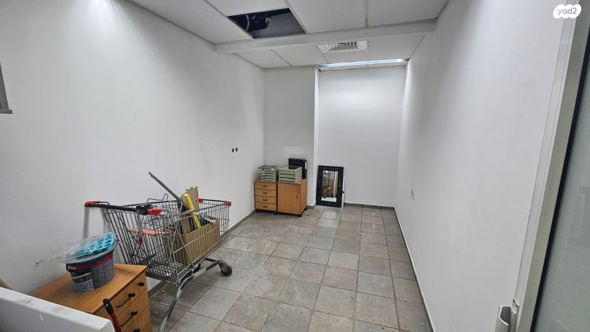 משרדים, יגאל אלון, נחלת יצחק, תל אביב יפו