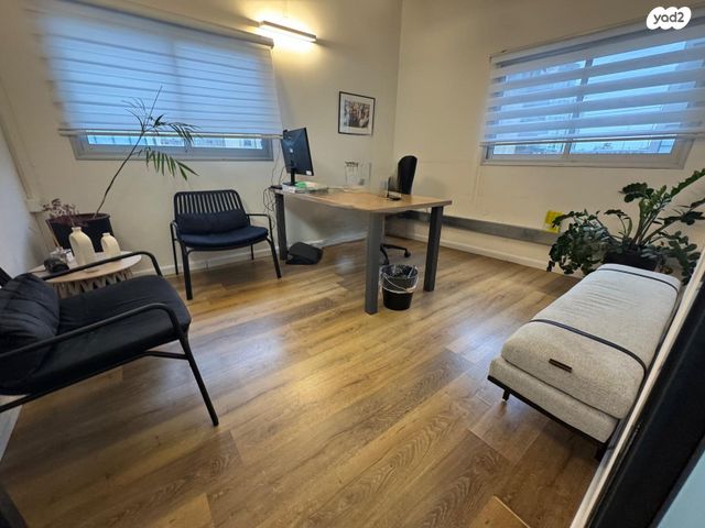 משרדים, בן אביגדור, מונטיפיורי, הרכבת, תל אביב יפו