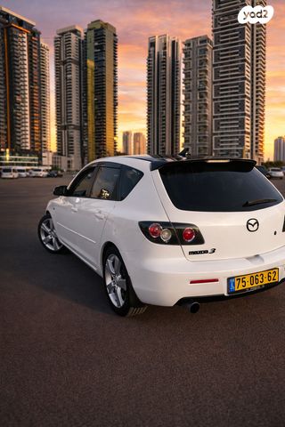 מאזדה 3
