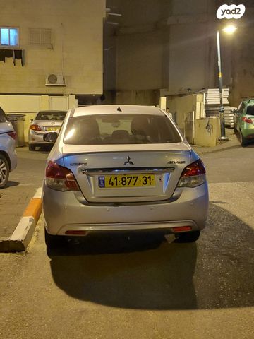 מודעת רכב מיצובישי אטראז'
