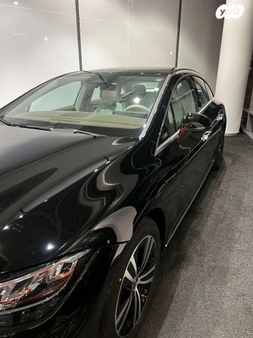 מרצדס-בנץ EQE