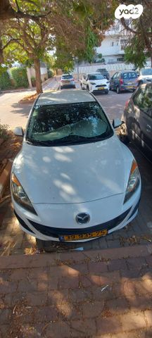 מודעת רכב מאזדה 3