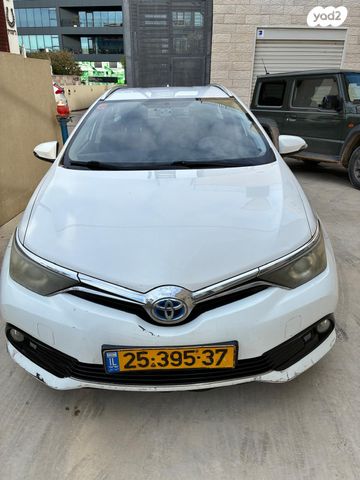 מודעת רכב טויוטה אוריס