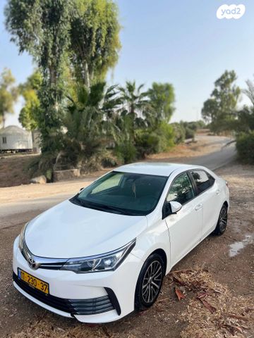 טויוטה קורולה