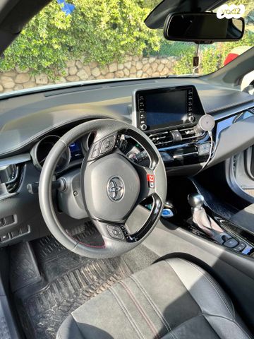 טויוטה C-HR