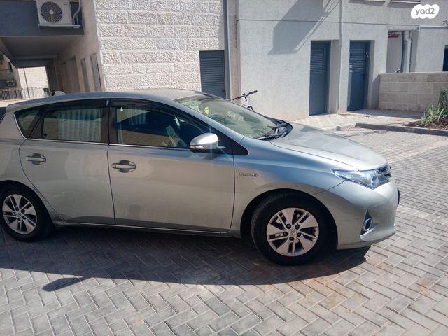 טויוטה אוריס