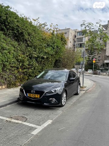 מאזדה 3