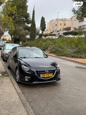 מאזדה 3