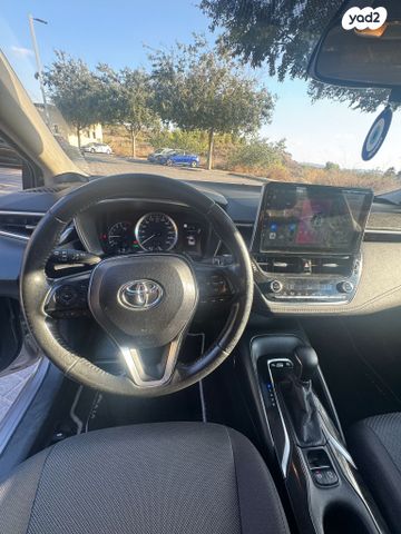 טויוטה קורולה