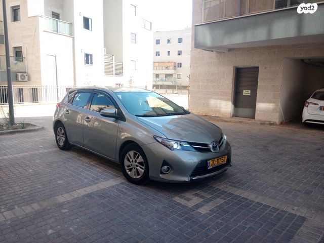 טויוטה אוריס