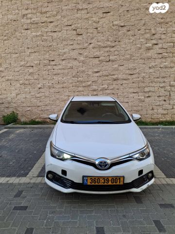 טויוטה אוריס