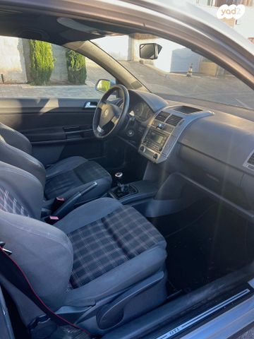 פולקסווגן פולו 