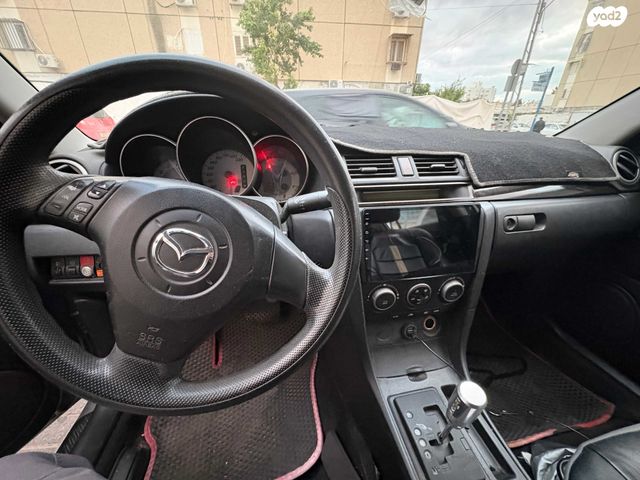 מודעת רכב מאזדה 3