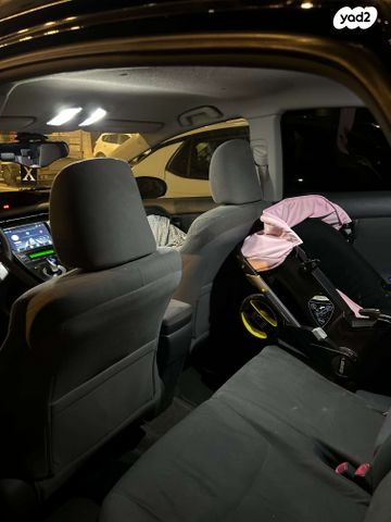 טויוטה פריוס