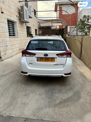 טויוטה אוריס