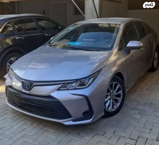 מודעת רכב טויוטה קורולה