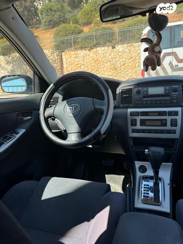 מודעת רכב טויוטה קורולה