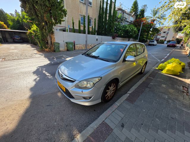 יונדאי i30