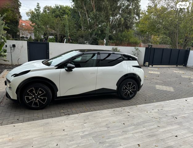 מודעת רכב זיקר X