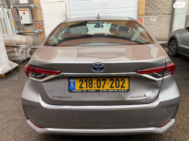 טויוטה קורולה
