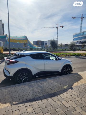 טויוטה C-HR