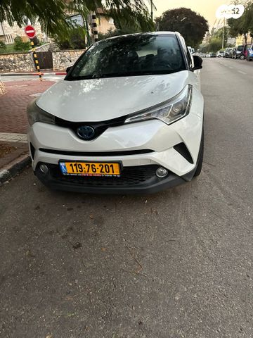 טויוטה C-HR