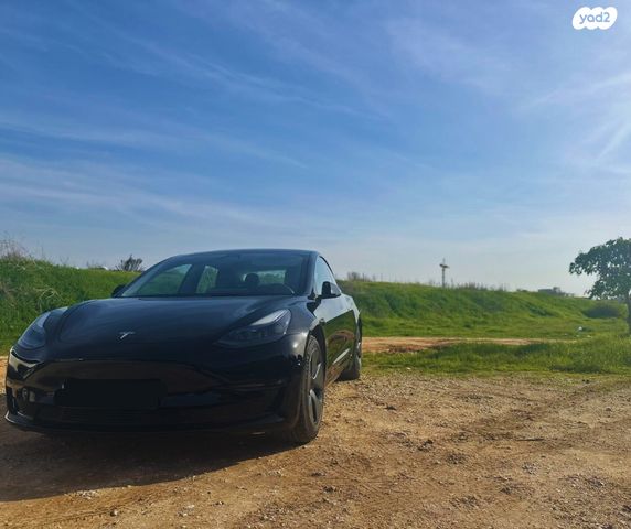 טסלה מודל 3