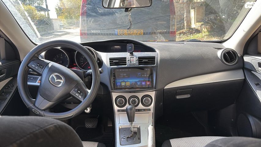 מודעת רכב מאזדה 3