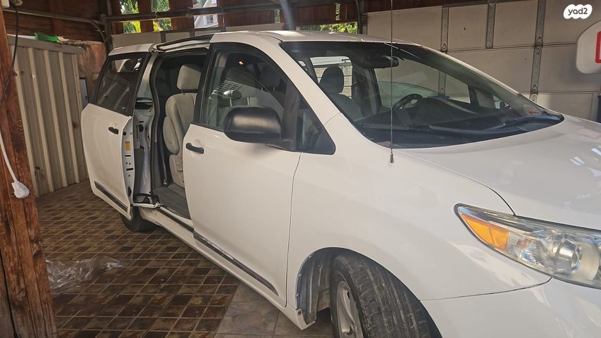 מודעת רכב טויוטה סיינה