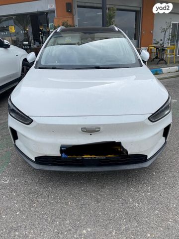 מודעת רכב ג׳ילי Geometry C