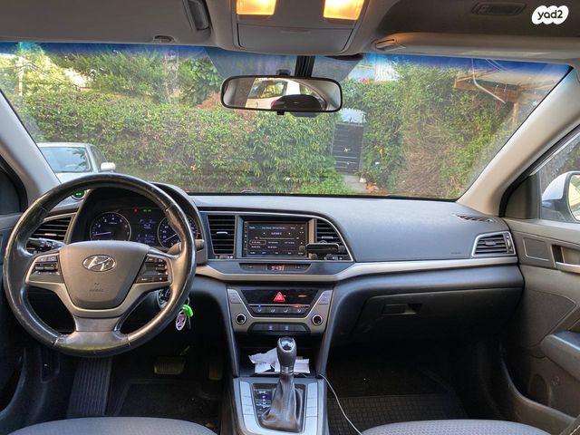 יונדאי אלנטרה