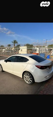 מודעת רכב מאזדה 3
