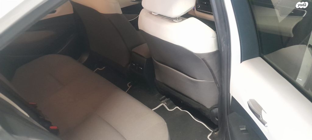 מודעת רכב טויוטה קורולה