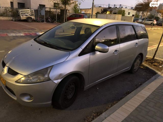 מודעת רכב מיצובישי גרנדיס