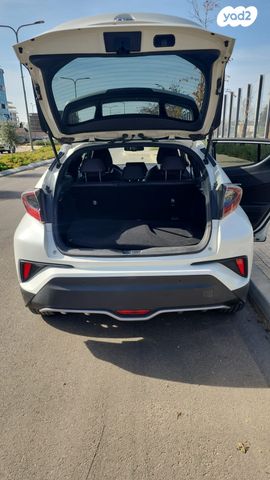 טויוטה C-HR