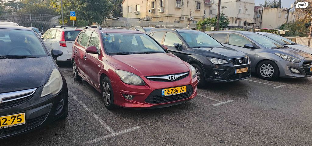 יונדאי i30