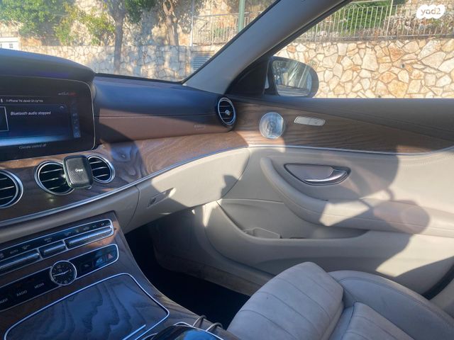 מודעת רכב מרצדס-בנץ E-class